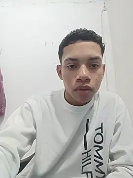 Snapshot of curious_straight_guy chatting on 06.15.26 curious straight guy online show from 06.15.26