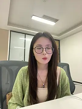 Snapshot of Taosi11 chatting on 04.24.26 Taosi11 online show from 04.24.26