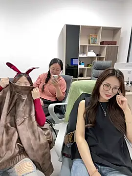 Snapshot of Taosi11 chatting on 05.16.26 Taosi11 online show from 05.16.26