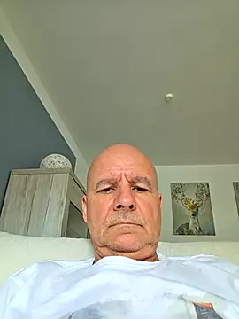 mannohmann5 online show from 06.18.26