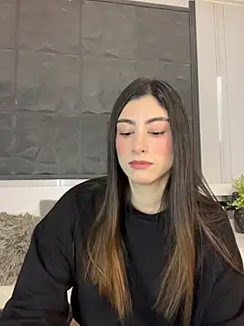 evelyn hills online show from 07.03.26
