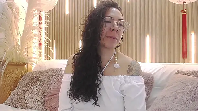 Velvet Curly online show from 06.29.26