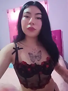 Snapshot of Emiily__Evans chatting on 05.22.26 Emiily Evans online show from 05.22.26