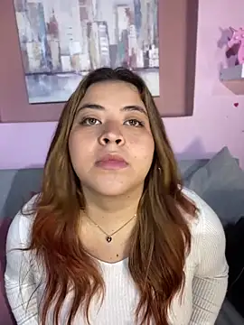 Snapshot of ZoeBennett_Pink chatting on 04.14.26 ZoeBennett Pink online show from 04.14.26