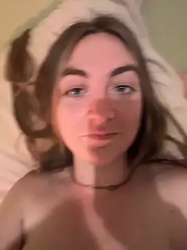 prettykitttty online show from 04.16.26
