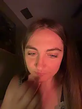 prettykitttty online show from 04.21.26