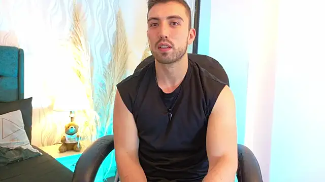 Snapshot of _Ryan_1 chatting on 04.15.26 Ryan 1 online show from 04.15.26