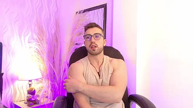 Snapshot of _Ryan_1 chatting on 04.16.26 Ryan 1 online show from 04.16.26