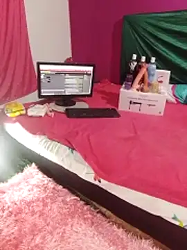 Snapshot of Kaissy_dollts chatting on 04.15.26 Kaissy dollts online show from 04.15.26