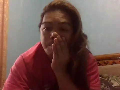 Snapshot of PinayAlexandra chatting on 04.15.26 PinayAlexandra online show from 04.15.26