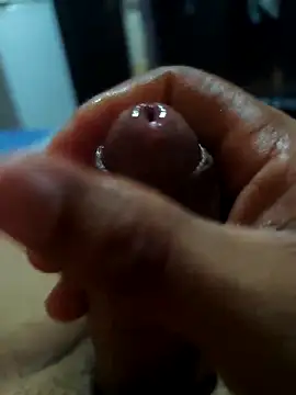 Snapshot of castellano10 chatting on 04.15.26 castellano10 online show from 04.15.26