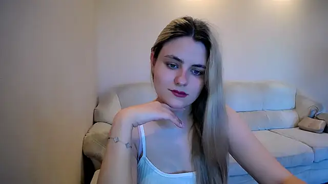 Snapshot of _shy_sabrina__ chatting on 06.15.26 shy sabrina online show from 06.15.26