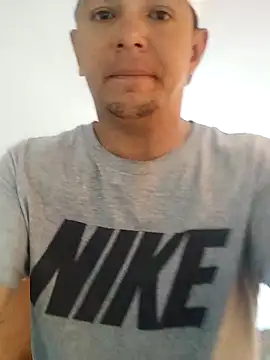 Snapshot of men_hot_1 chatting on 04.14.26 men hot 1 online show from 04.14.26