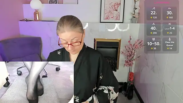 Snapshot of Alexandra_Kind chatting on 07.03.26 Alexandra Kind online show from 07.03.26