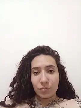 Aura Phone online show from 04.25.26