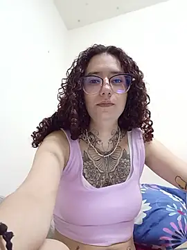 Aura Phone online show from 05.09.26