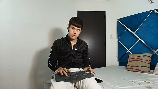 Snapshot of EdwinBoys chatting on 07.09.26 EdwinBoys online show from 07.09.26