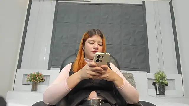sophia blade  online show from 05.03.26