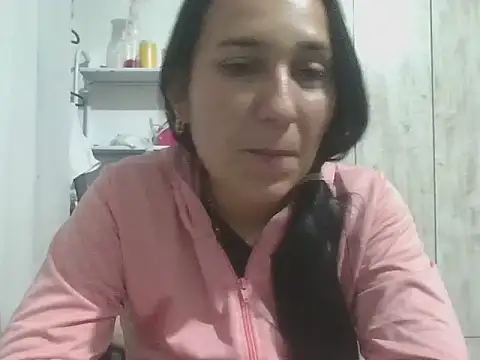 Dramaqueenlive online show from 04.15.26