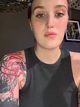 PollyAsh online show from 04.21.26