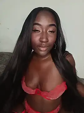 Snapshot of KaleaEbony chatting on 04.18.26 KaleaEbony online show from 04.18.26
