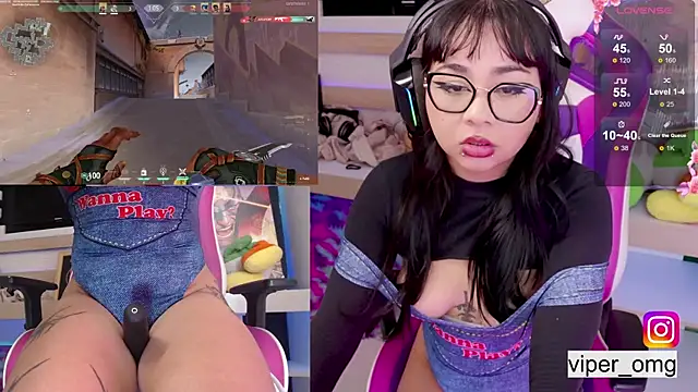 Snapshot of MakiGG_ chatting on 05.28.26 MakiGG online show from 05.28.26