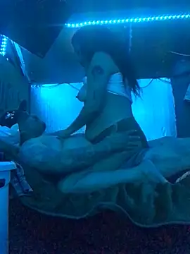 Snapshot of Blackwidow96 chatting on 04.16.26 Blackwidow96 online show from 04.16.26