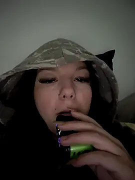 Snapshot of euphoria60 chatting on 04.15.26 euphoria60 online show from 04.15.26