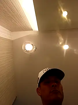 Snapshot of Daddyb00m chatting on 04.24.26 Daddyb00m online show from 04.24.26