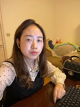 Snapshot of siler25 chatting on 05.29.26 siler25 online show from 05.29.26