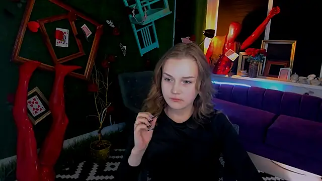 Snapshot of LissaTelor chatting on 05.17.26 LissaTelor online show from 05.17.26