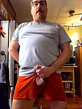 Snapshot of randymarshxxx chatting on 04.16.26 randymarshxxx online show from 04.16.26