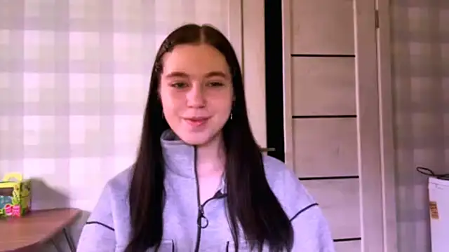 Snapshot of Bubble_Eva chatting on 04.16.26 Bubble Eva online show from 04.16.26