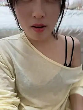 Snapshot of Faye-baby chatting on 06.07.26 Faye-baby online show from 06.07.26