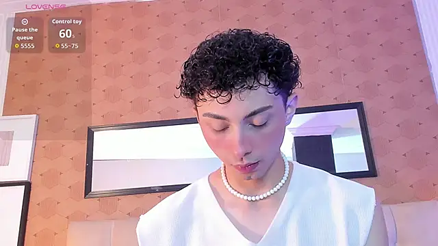 Snapshot of harry_salvatore chatting on 05.18.26 harry salvatore online show from 05.18.26