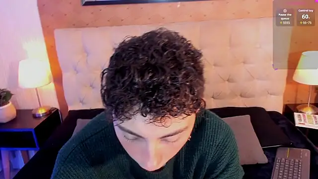 Snapshot of harry_salvatore chatting on 05.29.26 harry salvatore online show from 05.29.26