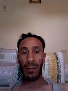 Snapshot of walide400 chatting on 06.24.26 walide400 online show from 06.24.26