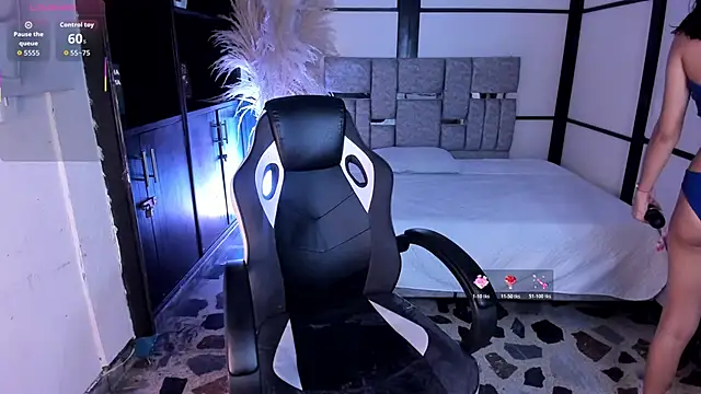 DemiPrince  online show from 06.21.26