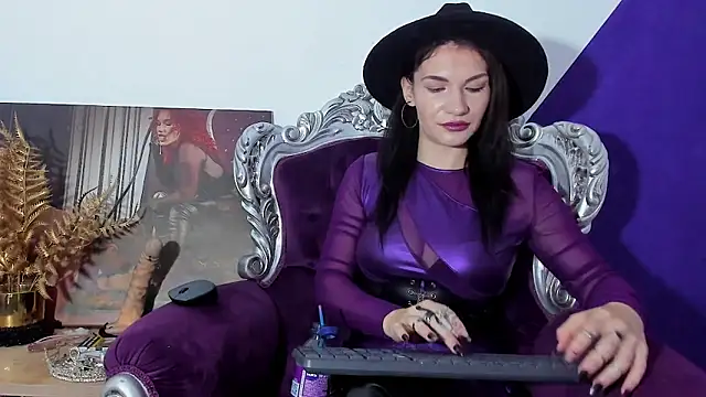 Snapshot of MistressKasandra chatting on 05.23.26 MistressKasandra online show from 05.23.26