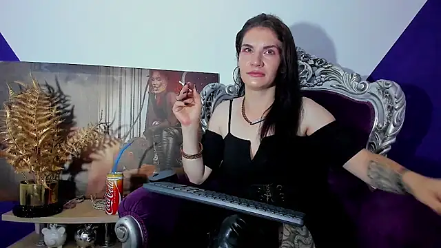 Snapshot of MistressKasandra chatting on 06.02.26 MistressKasandra online show from 06.02.26