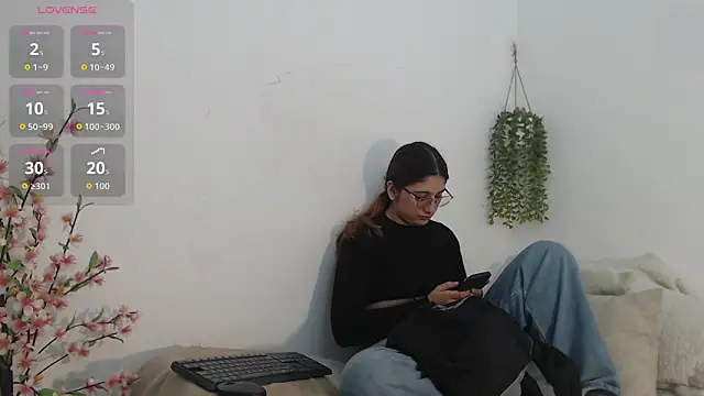scarlet 111 online show from 05.13.26
