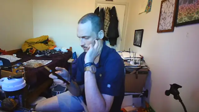 Snapshot of JohnnyMoves chatting on 06.11.26 JohnnyMoves online show from 06.11.26