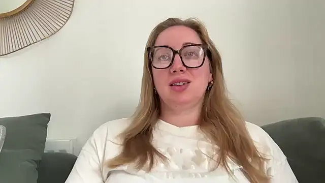 arielsweetieee online show from 06.12.26