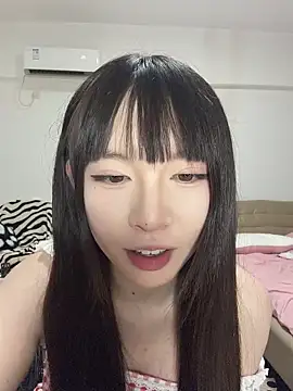 Snapshot of nide-baby chatting on 06.15.26 nide-baby online show from 06.15.26