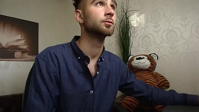 KyloEast online show from 04.28.26