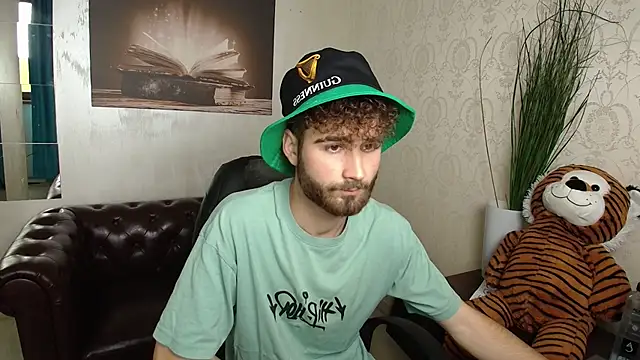 KyloEast online show from 06.01.26