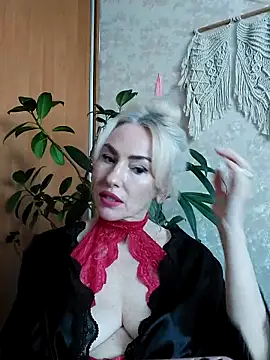 White00pearl online show from 04.29.26