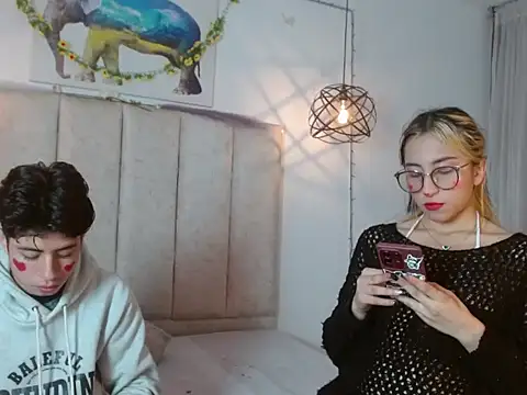 mrandmrsvixencs online show from 04.29.26