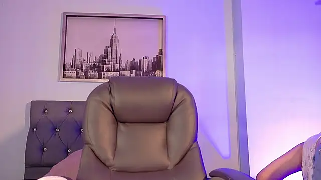Maggiee 1 online show from 04.25.26