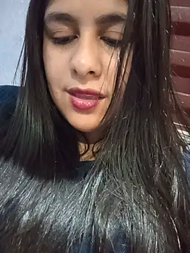 Snapshot of Thamimaodefada chatting on 05.17.26 Thamimaodefada online show from 05.17.26